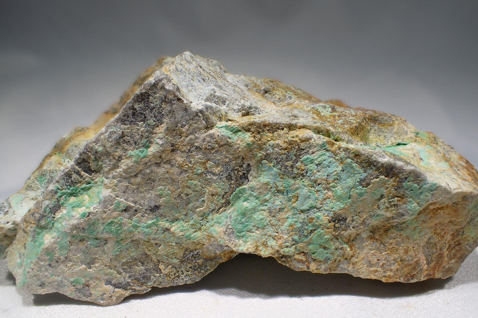 珪孔雀石 (Chrysocolla)