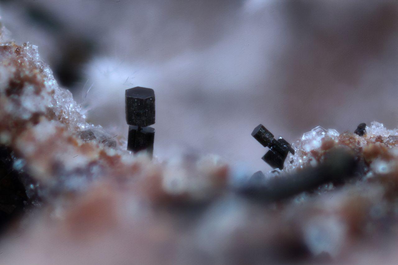 赤鉄鉱 (Hematite)